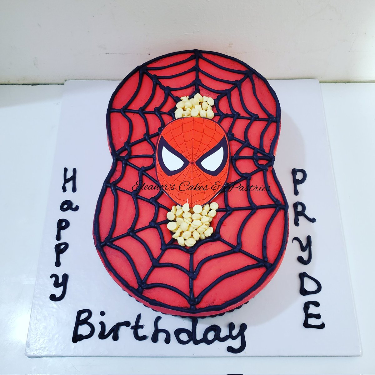 Number 8 Spidy for Pryde
Happy birthday to you.
Number & letter cakes always look nice.
Pipped web.
#cakesforboys #cakesforkids #spidermantheme #cakesforchildren #eleanorscakesandpastries