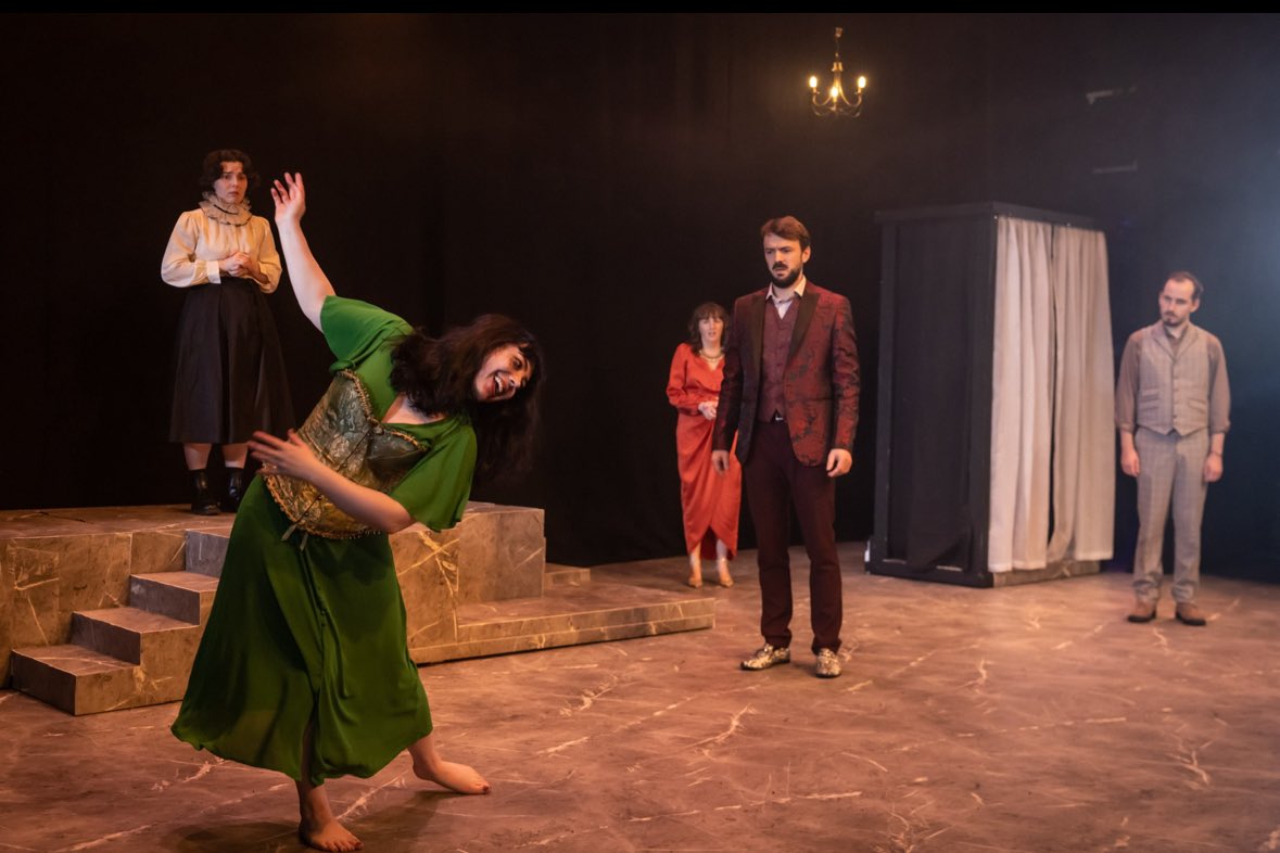 We can’t get enough of these Hamlet production shots by <a href="/murray_ste/">Ste Murray</a> 📸

Run ‼️MUST END‼️ on 27th October! For school bookings go to the link 👇🏻 

A perfect, traditional performance of Hamlet for English students sitting the Leaving Cert this June 📚✏️

milltheatre.ie/events/hamlet/