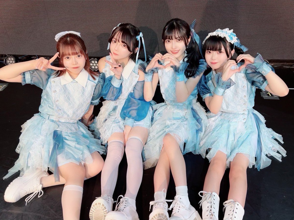 THERING_romb's tweet photo. ラスト主催｢romb room vol.4｣
ありがとうございました🫶🏻🩵💙

ご出演頂いた
てぃあどろっぷ！さん！
にっぽん！真骨頂さん！
ありがとうございました❕

次のライブは24日！

「rom bluem last live ~花影~」

この日はラストライブになります！
みなさんのことをお待ちしています！
ぜひrom bluem見に来てください🫧💠

🎫 https://t.co/n2uqaCc1Hl