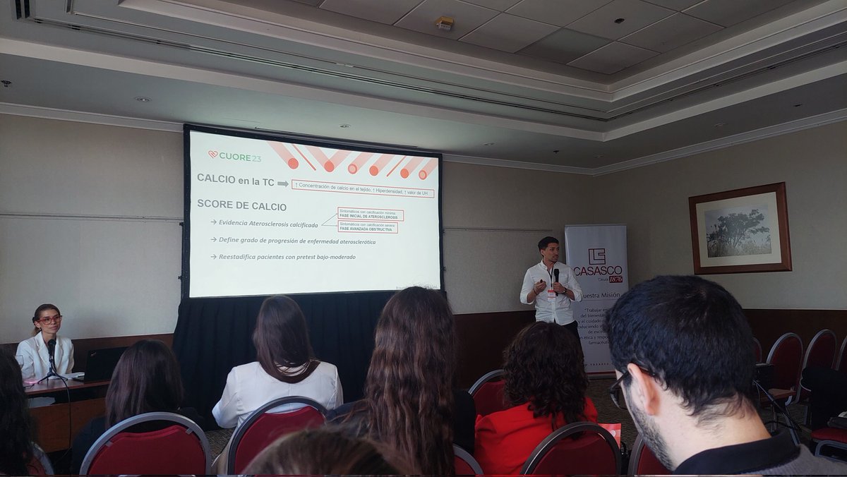 lucascampanaok's tweet photo. Simposio interresidencias en #CUORE23. Ahora un repaso por los estudios complementarios. @CONAREC_ORG https://t.co/4tmhwJGnjB