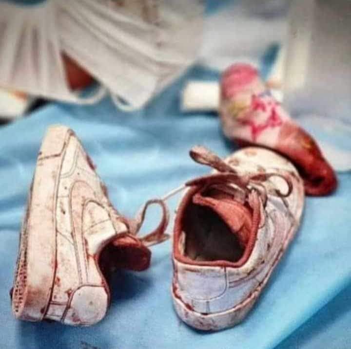 "Sakın Allah’ı zalimlerin yaptıklarından habersiz sanma. Ancak onları, gözlerin dehşetten fırlayacak gibi olduğu bir güne erteliyor." (14/İbrahîm, 42)