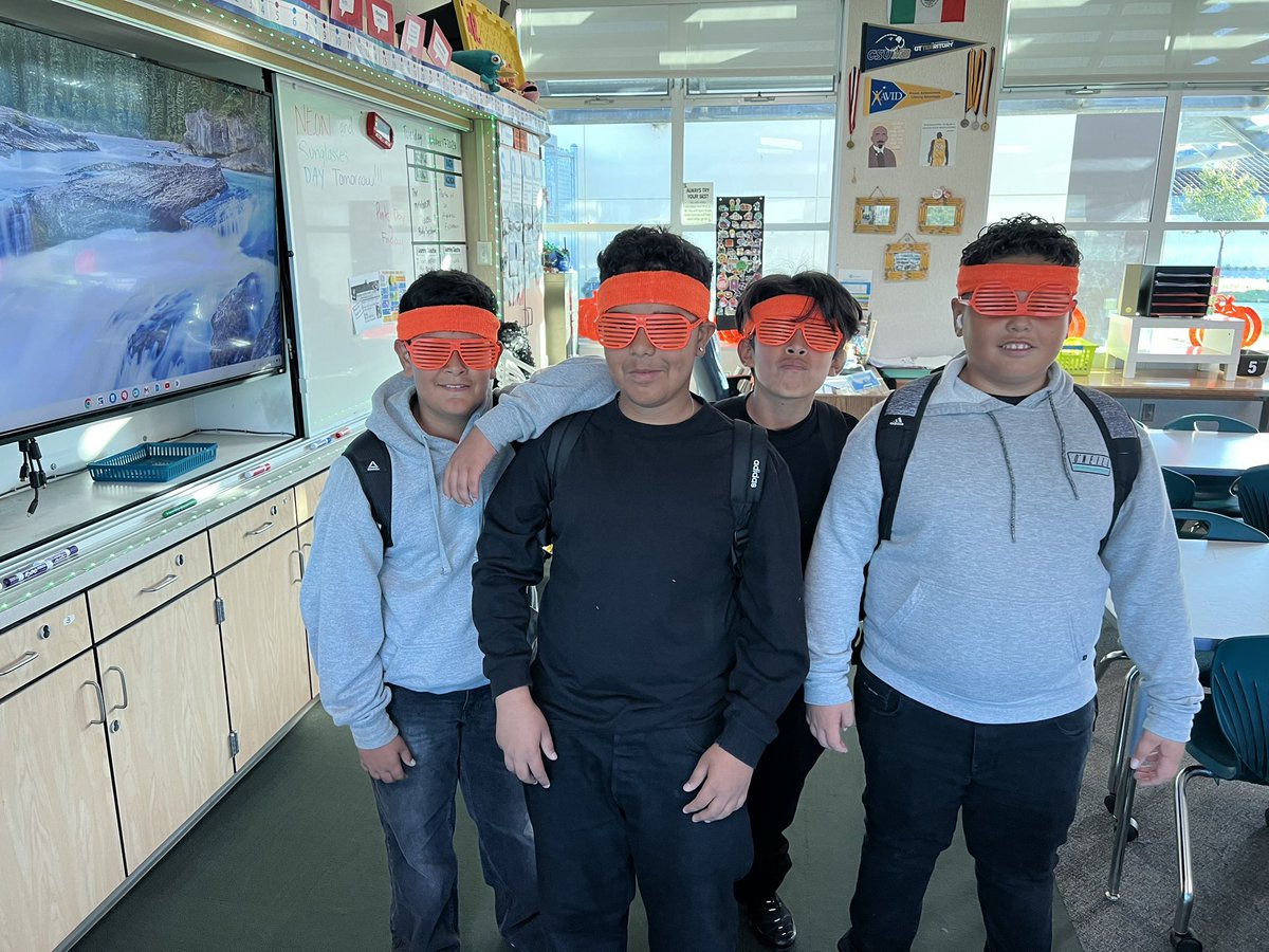 EAHallMS's tweet photo. Neon / Sunglasses Day! 🕶️ Future is so BRIGHT they have to wear shades!! https://t.co/eteiclaVWf