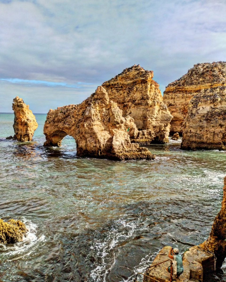 BlackBird87000's tweet photo. Les dernières photos ensoleillées de cette odyssée Portugaise 2023 certainement...❤️🇵🇹 En effet, la météo annonce de la pluie demain et vendredi. Samedi je serai à Faro. #PraiaDonaAna #PraiaDoCamilo #PontaDePiedade #Lagos #Algarve #Portugal https://t.co/2JyyhyYtQT