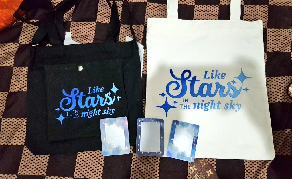 paintnfootprint's tweet photo. Like Stars Slingbag and Totebag with Toploader sets for another client! Blue gradient things. 💙
Get yours now!
Dm us for orders.
#PaintandFootprints #PF_Customs https://t.co/fgu3Ln7NIj