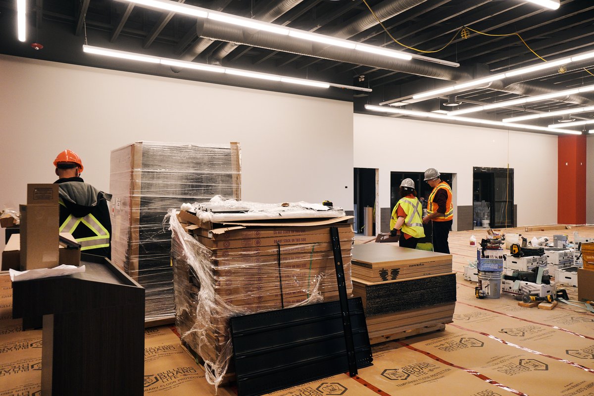 HumboldtCoop's tweet photo. 📣UPDATE - Things are moving along and on schedule
A sneak peek as we started to set up shelving in the SOON to open Humboldt Co-op Liquor Store!
#humboldt #comingsoon #liquorstore #wearelocal #wearecoop https://t.co/bBLR6oQ7D1