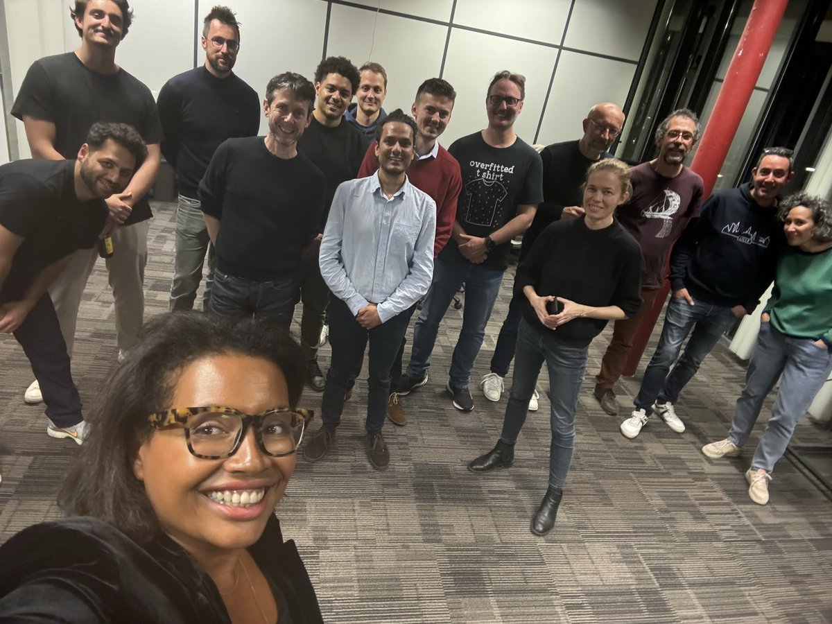 🚀Les startups d'Inria grandissent et ont parfois besoin de pousser les murs ! Avoir de nouveaux bureaux🏛️ c'est ouvrir un nouveau chapitre, continuer à grandir et à apprendre. Longue vie à <a href="/NijtaAI/">Nijta</a> ! 
Merci à <a href="/koussee/">Koussée Vaneecke</a> pour la photo😉