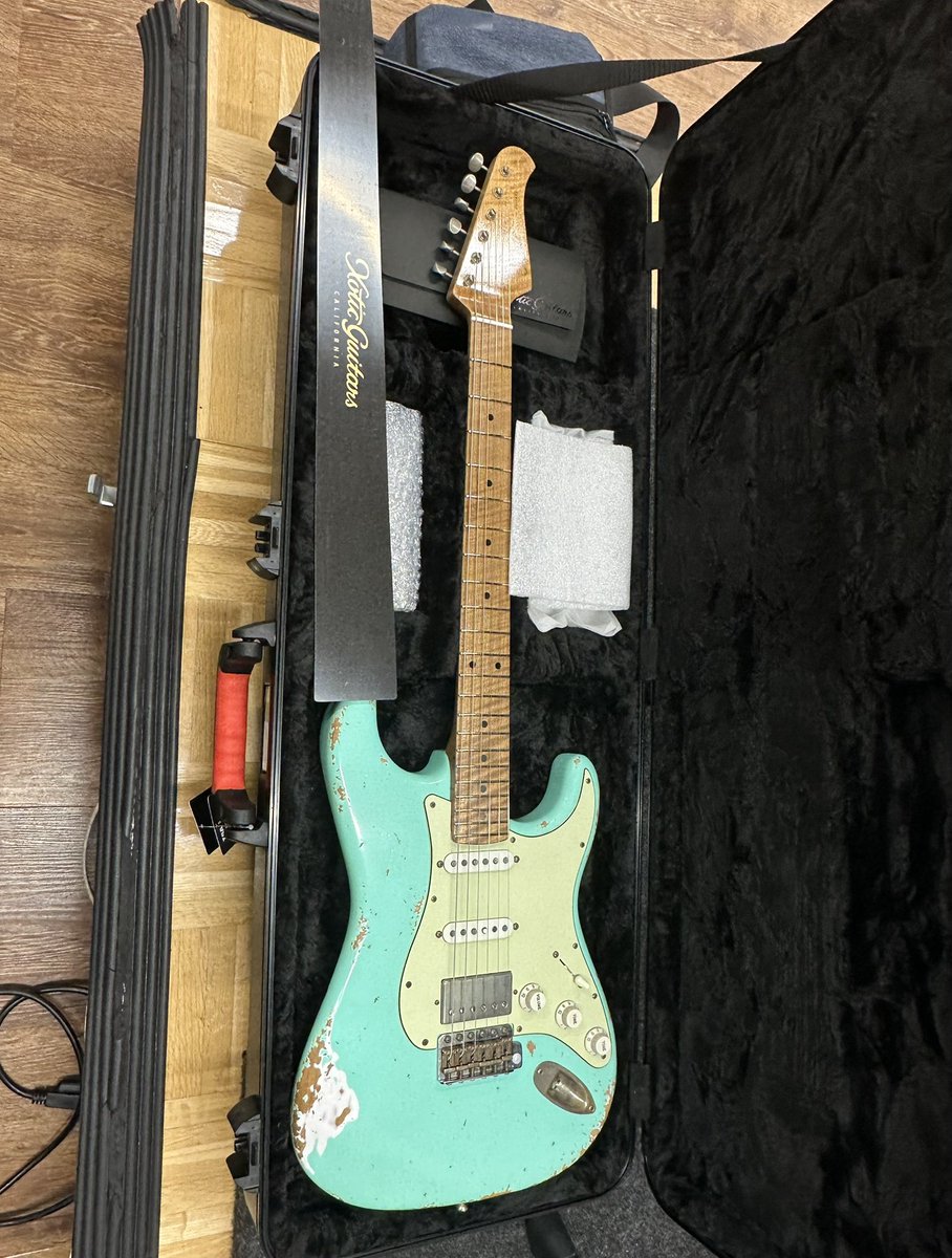 遂に、買った……
仕事頑張ろ！( 'ω')ｸｯ!