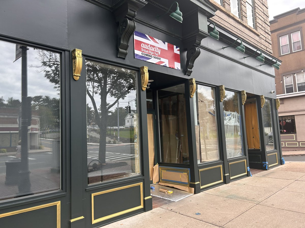 Manchester CT Economic Development tweet media