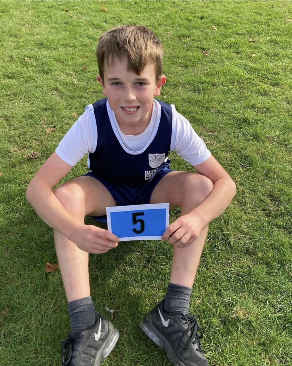 ShaunOl16955818's tweet photo. Nice to see a couple of our former players and our captain doing well yesterday in their cross country event. Dex now applying his trade at @NorwichCityAcad picking up the gold. Our captain Sonny coming a close 2nd and Lewis getting a top 10. Well done 💪🏼🔵🟠 https://t.co/RqoikX3WKJ