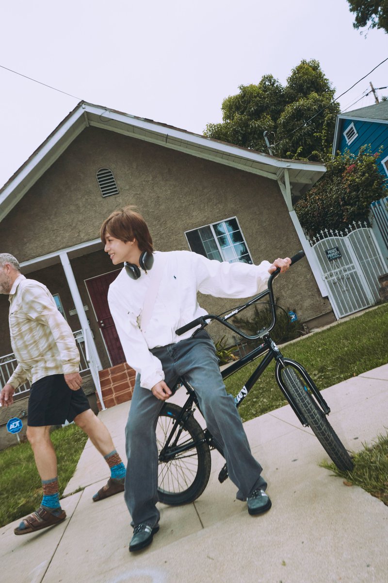 SHINee tweet media