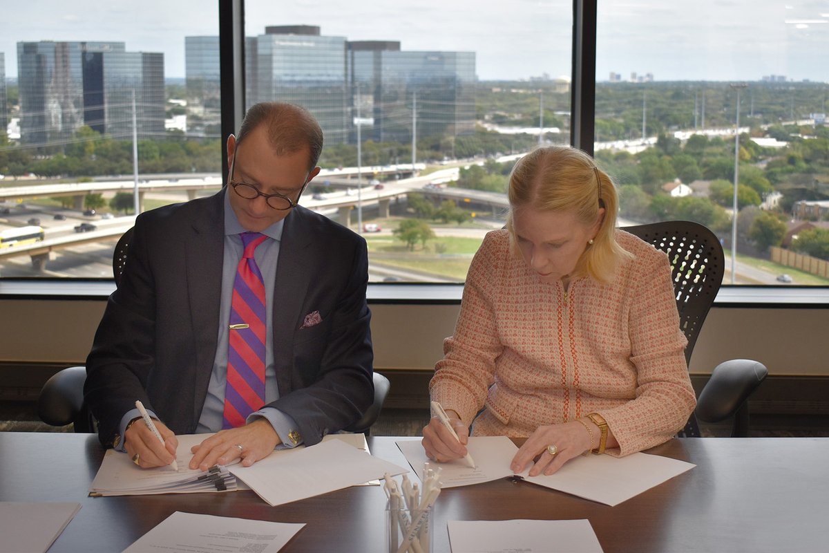 Sunwest PR (@sunwestpr) on Twitter photo Big News: <a href="/sunwestpr/">Sunwest PR</a> & @SpaethCom are joining forces! The iconic Merrie Spaeth & team are packing up their playbook of expertise & becoming a part of Sunwest. Together we'll continue to amplify and share our clients’ stories. More info at sunwestpr.com/news/spaethjoi…. Big News: <a href="/sunwestpr/">Sunwest PR</a> & @SpaethCom are joining forces! The iconic Merrie Spaeth & team are packing up their playbook of expertise & becoming a part of Sunwest. Together we'll continue to amplify and share our clients’ stories. More info at sunwestpr.com/news/spaethjoi….