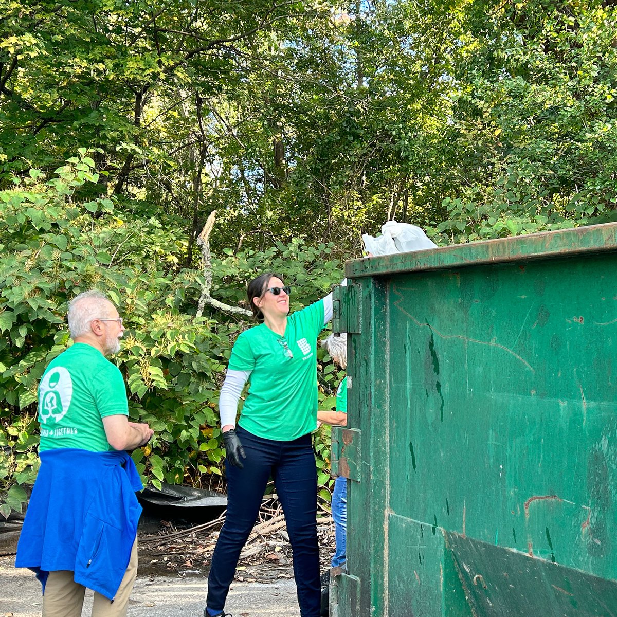 Another Bradford Campus Cleanup is in the books!!

#sustainabity #bradfordsoapworks #teamwork