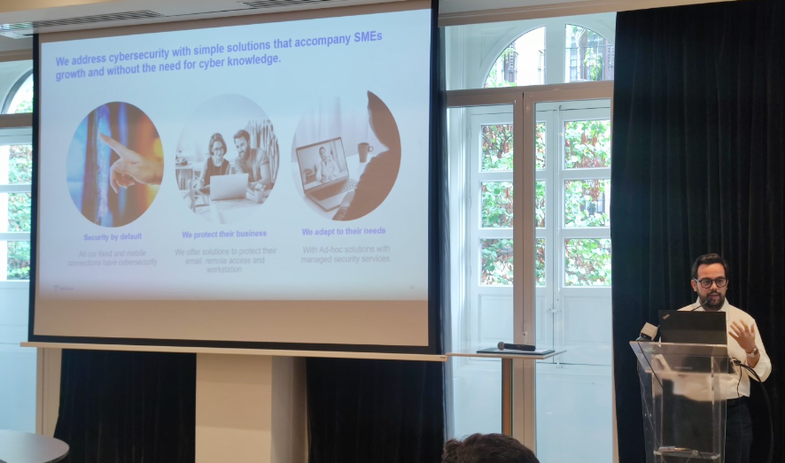 Además, nuestro experto <a href="/ahostos/">Alexis Hostos</a> participó con una ponencia: 🗣"Telefónica Tech apuesta por el crecimiento y sostenibilidad de las pymes deteniendo, junto con @TE_pymes , más de 50 millones de ciberataques al año mediante el servicio de conexión segura empresas".