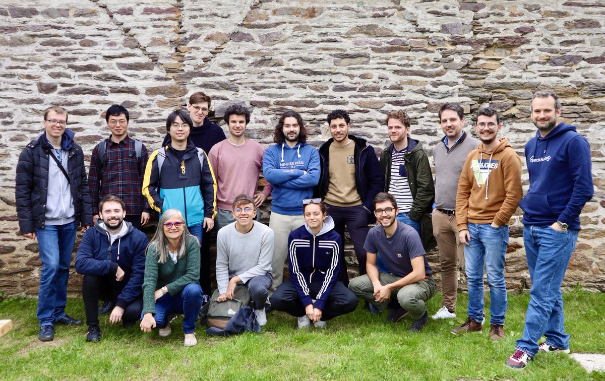 Check & Visit tweet media