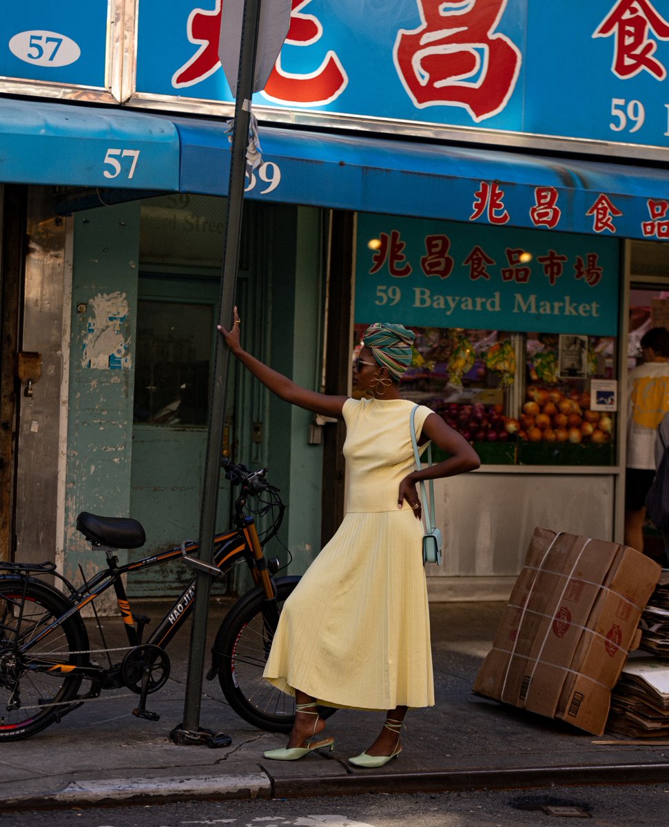 It's SHOW THYME, queen! One of our top selling headwrap styled with the help of our soon to be released (WRAP BASE) is one of @findingpaola's picks this season. You can still save 20% off her faves. Link in bio.