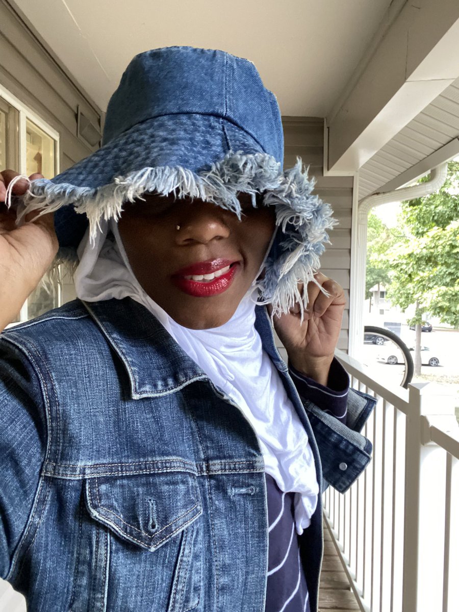 Aka_Naj1's tweet image. Good morning beautiful people. Check out my Etsy: Akanaj1.Etsy.com #MomBoss