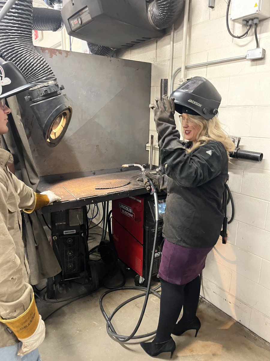 South Central was honored to host <a href="/SecJennerIN/">Dr. Katie Jenner</a> from <a href="/EducateIN/">Indiana Department of Education (IDOE)</a> this afternoon to celebrate IREAD-3 scores and discuss all the GREAT things happening at SC!  She even got to weld today!