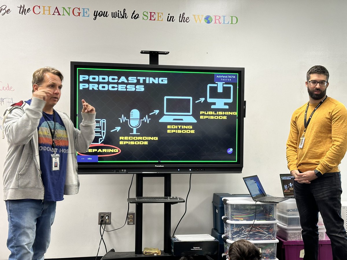 @OliveChapelElem our Podcast Club is learning from the best! Our SW DLCs crushed it! Thank you Mr. Meehan and Mr. Zirkle 🙌🏼 #creativelearning @MrMeehanHistory @dlczirkle