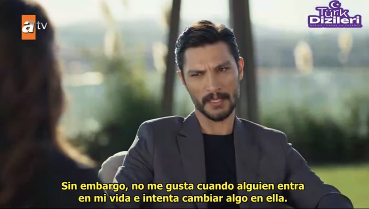 clara_garan's tweet photo. Kizlar!! Una vez visto el capítulo subtitulado aquí va mi análisis y hay mucho que decir 🤣🤣
1º!! Ateş está enamorado hasta las patas!! Cree en Feraye, la disculpa por su situación y juventud y fulmina a Bade cuando le insinúa que si se casa, es porque siente algo más ++
#AtFer https://t.co/Qwa9NY45Xr