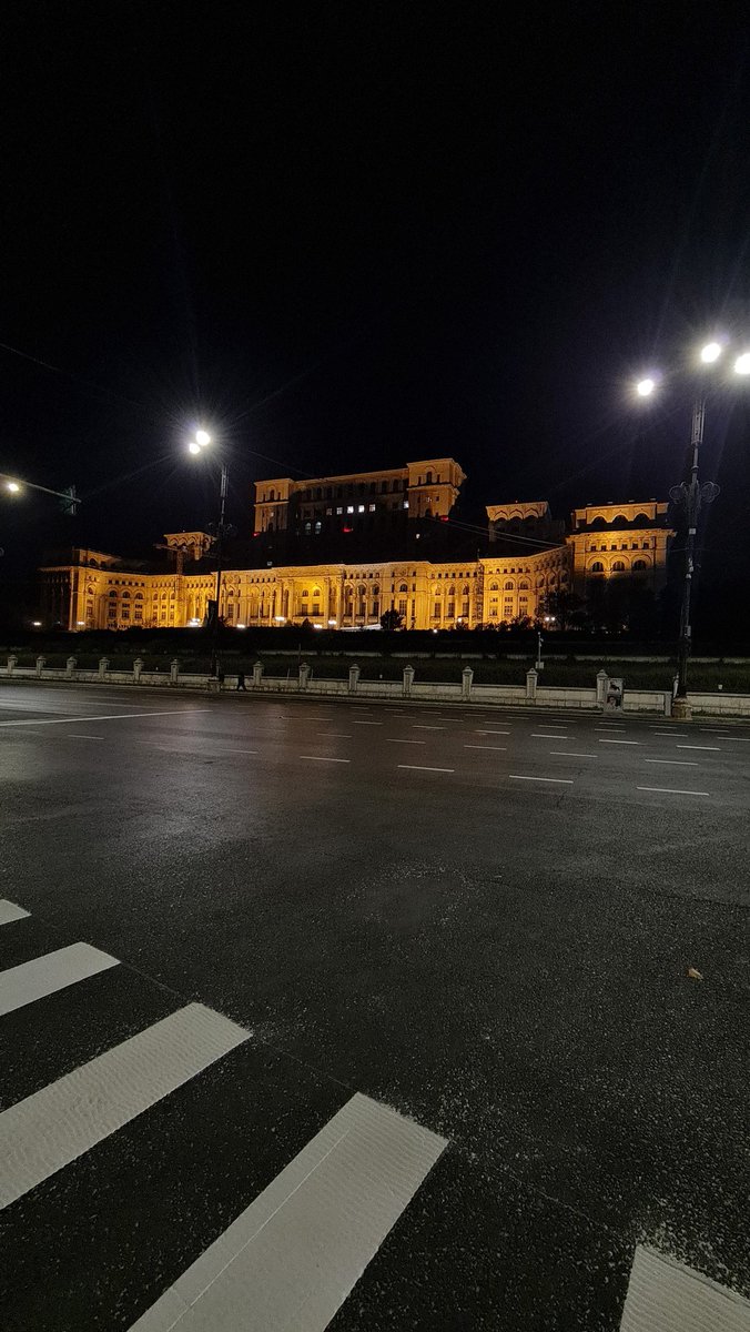 DavidRaymondRP's tweet photo. The place where one of the biggest blockchain and fintech conferences will happen starting from tomorrow. 

If you still believe that @MultiversX is "just another" blockchain start-up, then think that #xDay2023 will happen in one of the most important and secure building in Romania, known as Palace of the Parliament! 🧠

Also, renting such a place fot more than 15.000 sqm. is not something you see quite often.

#think