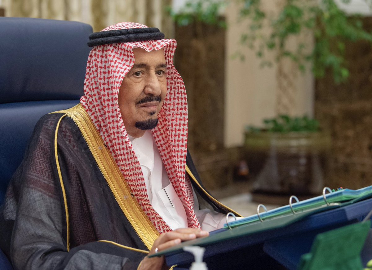 r_awan_664's tweet photo. #ذكري_البيعه_التاسعه

على العهد و الولاء نجدد البيعة ، أطال الله في عمرك سيدي و متعك الله بالصحة و العافية و سدد خطاك .. وحفظك من كل شر 🤲🇸🇦 https://t.co/hgpueWcqAW