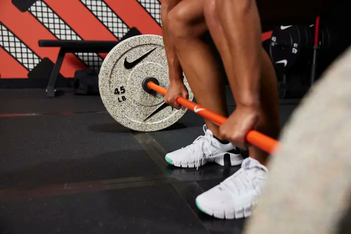 ComplexSneakers's tweet photo. Nike Is Selling Gym Equipment for the First Time Ever

Full Details HERE: https://t.co/JjBLCRnAbJ https://t.co/bQ6za3hsVe