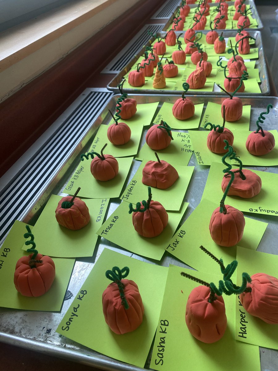 Christine Uminski tweet media