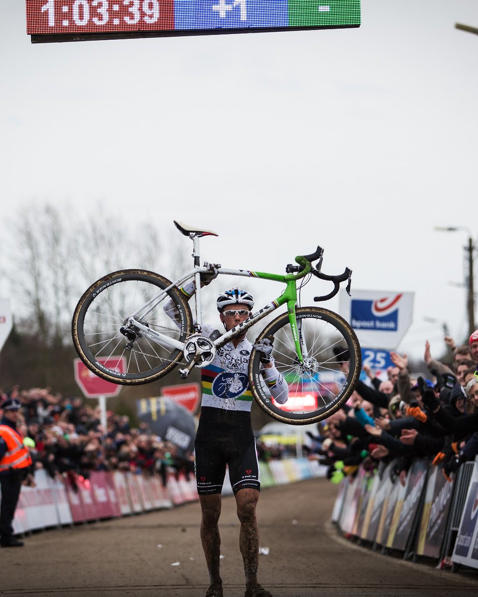 Like father 🤝 Like son

<a href="/sven_nys/">Sven Nys</a> &amp; <a href="/thibau_nys4/">Thibau Nys</a> first-ever Elite CX World Cup wins in the Trek family — forever engraved in cyclocross history. From 2014 to 2023, the Nys legacy lives on 👑