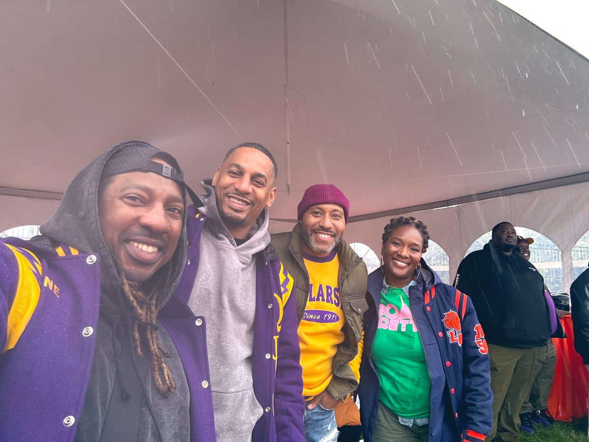 team360entINC's tweet photo. Neither rain nor heat nor gloom of night kept us away from our beloved @LincolnUofPA #HailLincoln #LincolnPride 🦁 #LincolnUniversityPA #LincolnUniversityPAHomecoming #Homecoming #Celebrating 25yrs in the fold of 🅱️eta #Beta98 #TheGreat98 #ΩΨΦ #OmegaPsiPhi never looked so good💯 https://t.co/HnMx176Gs4