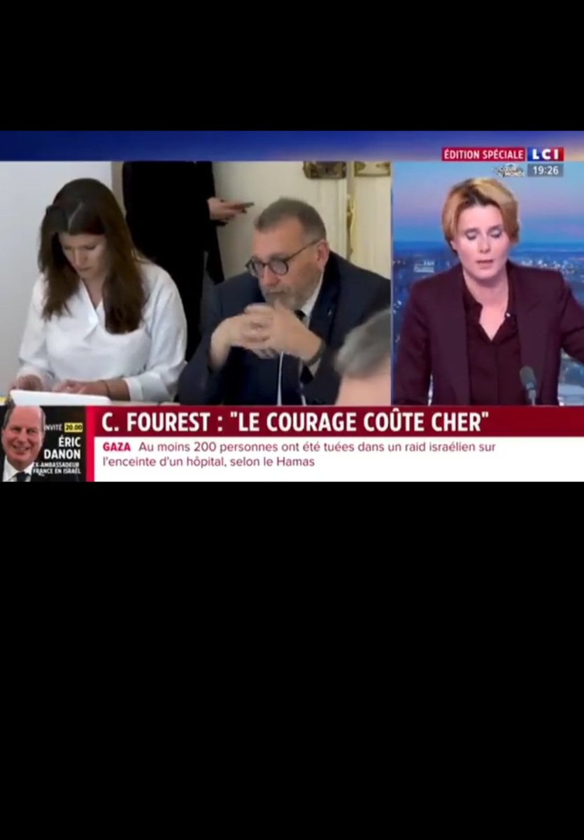 " le courage coûte cher !"... Surtout en politique ! 
Prise de parole de Caroline Fourest à écouter
