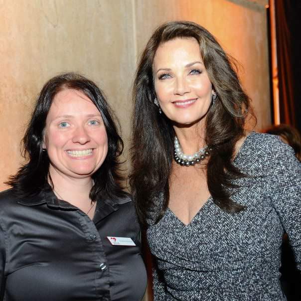 iamelfin's tweet photo. @RealLyndaCarter I met you 11 years ago today, and my face was super chill about it. ❤️ #hero https://t.co/qhT9h7khfZ