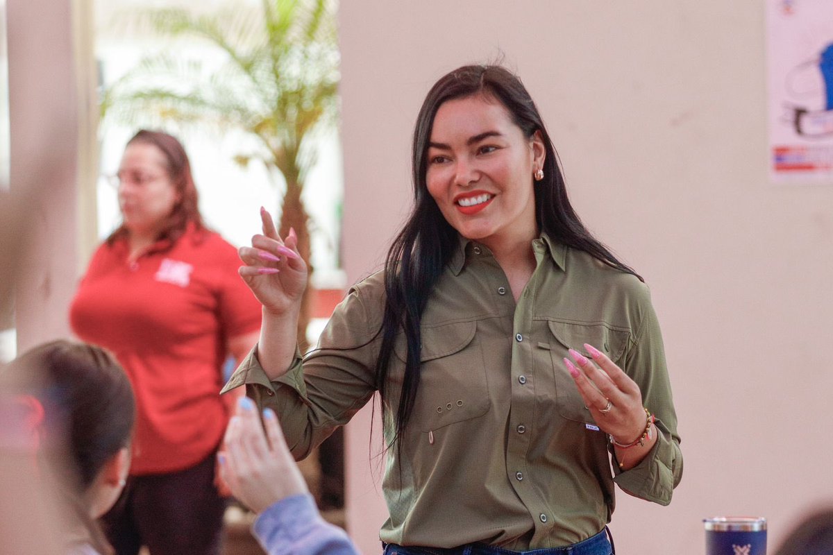 RebecaVzlaA's tweet photo. GUAYMAS ✅

¡El estado es grande, pero más grandes son las intenciones de bienestar! 

Vamos adelante atendiendo la indicación de nuestro gobernador @AlfonsoDurazo poniendo a las juventudes en el centro de las decisiones! https://t.co/Wgi32D8SyQ