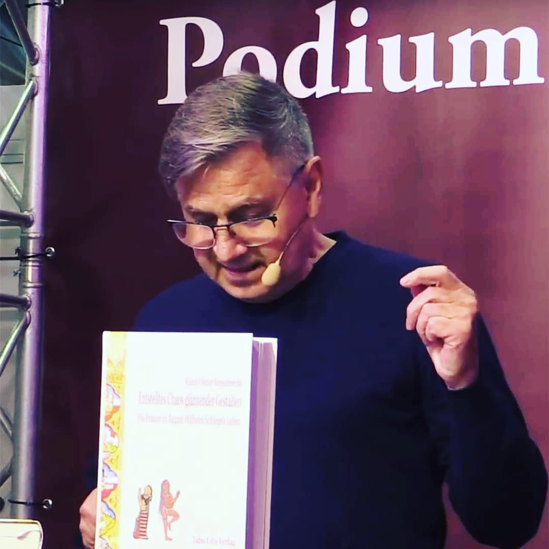 regenbr's tweet photo. Meine letzten Buchmessen Auftritte. #Frankfurter #Buchmesse #fbm23 Podium Rheinland-Pfalz. Dieses Jahr Romantische Liebe 💘. #Literatur #reading #performance #WritingCommunity #author #BookMyShow #Romantik #History #Science #essa https://t.co/dZ2pWvJoUM