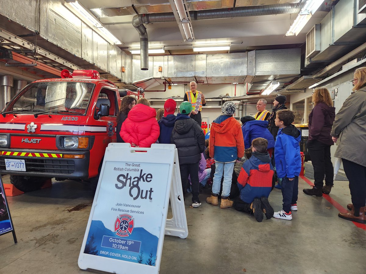 October 19th at 10:19am is Shake Out BC, a province wide earthquake drill. Today, grade 5 students from Elsie Roy elementary were involved in earthquake preparedness training while touring the City of Vancouver's Pumping station at False Creek. 
ow.ly/cmaq50PYlLX