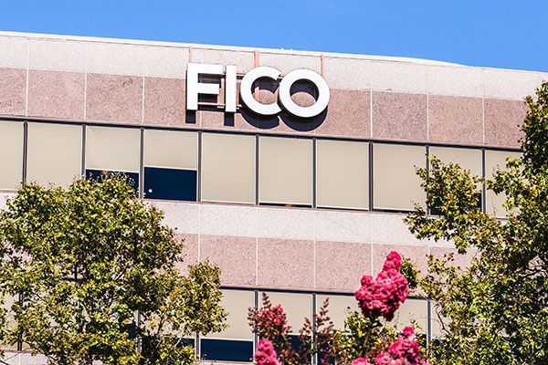 weknowtucson's tweet photo. Understanding Your FICO® Score - For more than 25 years, the FICO Score has been considered the industry standard for determining a person's credit risk.  Usually, lenders use FICO Scores to make faster, fairer... https://t.co/oW0Nx0SguM #Tucson #RealEstate #FICO #creditscore https://t.co/JOZTDFCUa5
