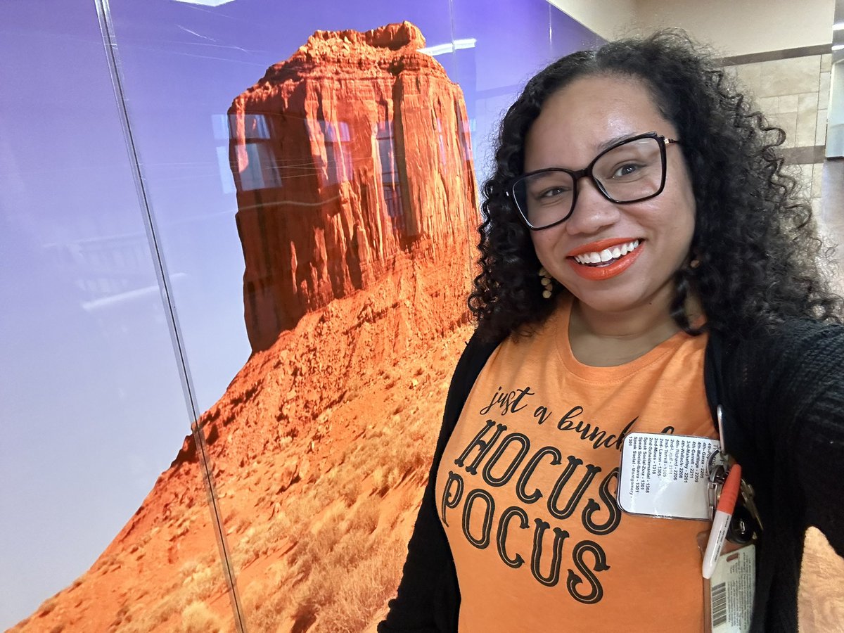 When teachers show up and show our students get so excited and so do I! Love our teachers and staff! 🧡#UnityDay2023 <a href="/ElizabethFagen/">Liz Celania-Fagen</a> <a href="/HumbleISD_ASE/">Atascocita Springs</a> <a href="/VAcosta_ASE/">ASE_School Counselor 💚🫶🏽🖤</a>