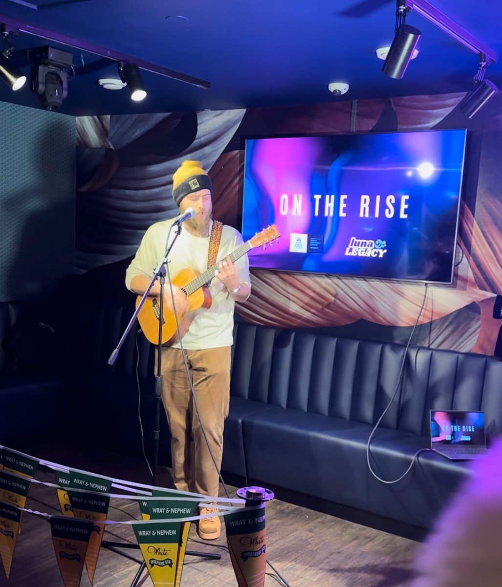 Amazing launch night for ‘On the Rise’ - a collaboration between our school @CityUniSCC & Luna Legacy. It’s a monthly open house for young creatives in London - packed full of incredible performances & support for ppl working in creative fields from music & poetry to journalism