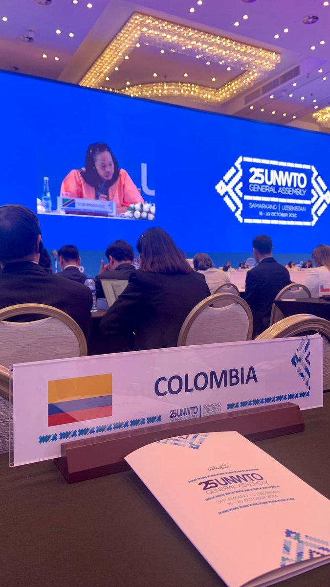 Participamos de las primera sesión plenaria de la Asamblea General de la @UNWTO, donde reafirmamos el compromiso de Colombia con la agenda internacional de sostenibilidad y competitividad del sector turismo, impulsando iniciativas como miembros del Consejo Ejecutivo. 
#25UNWTOGA