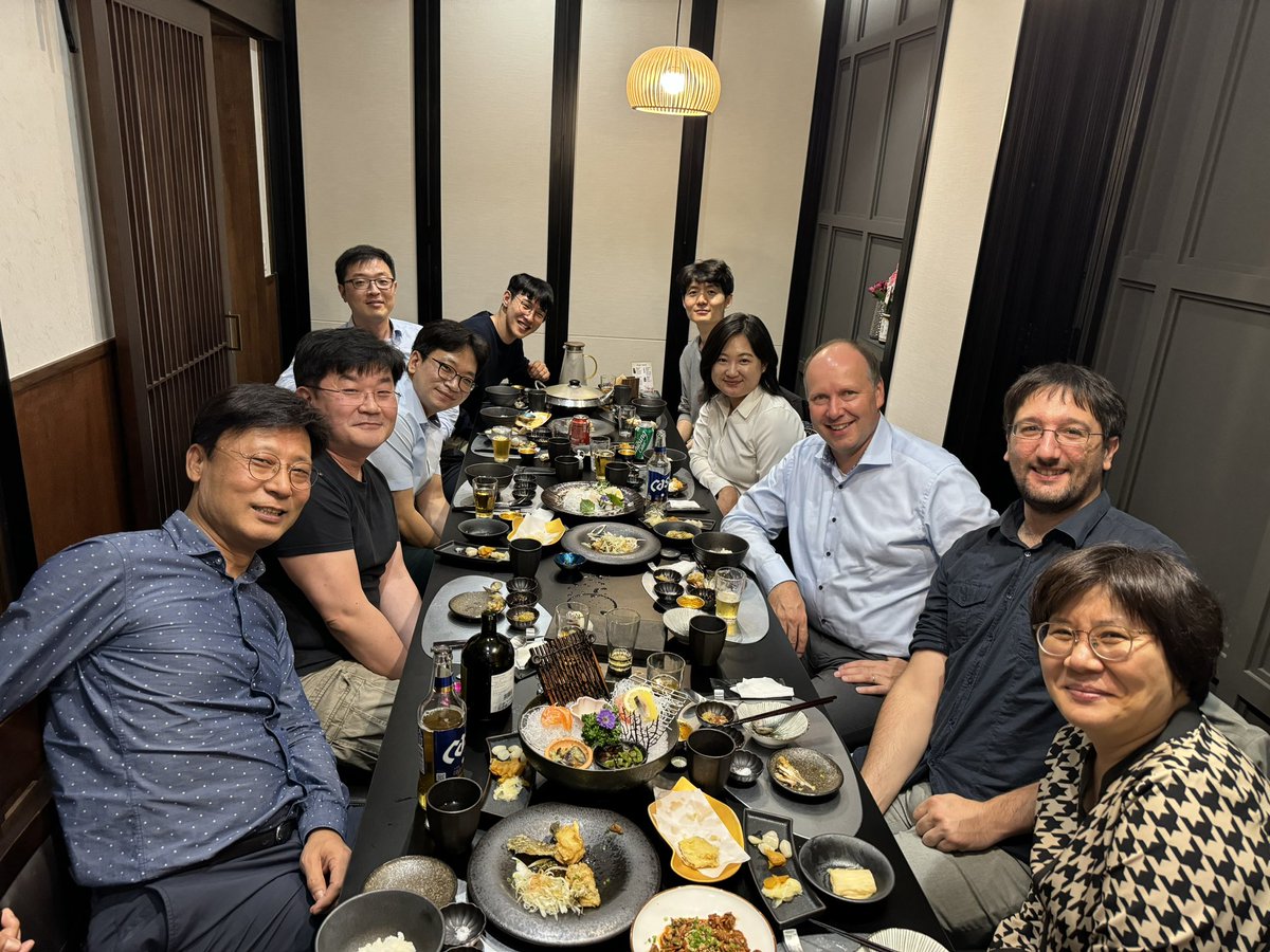Just back from a great trip through Japan &amp; Korea: 7 cities, 6 hotels, 5 talks, 4 flights, 3 lab alumni, 2 countries , 1 mission: (re)connect with old and new friends, discuss science and plan experiments. Thank you all, i.e. Hasi, <a href="/leehaeri02/">Haeri Lee</a> &amp; <a href="/JacopoTessarolo/">Jacopo Tessarolo</a> for hospitality!