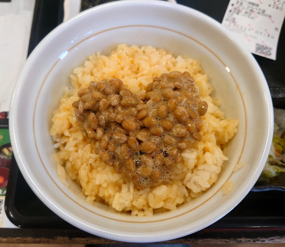 SEXY_GEORGE_'s tweet photo. 💮なか卯💮 5人で朝食w🤣
世界平和を願う納豆ハートマーク♥
ご飯少なめで鮭定食ボイン女子w👩
カツ丼w🐷
#なか卯 #朝定食 #納豆 #かつ丼 #鮭 #味付け海苔 #卵かけご飯 #TKG #漬物 #味噌汁 #พรหมลิขิต #Heartsymbol #朝食 #ボイン https://t.co/rCBKfK8vIb