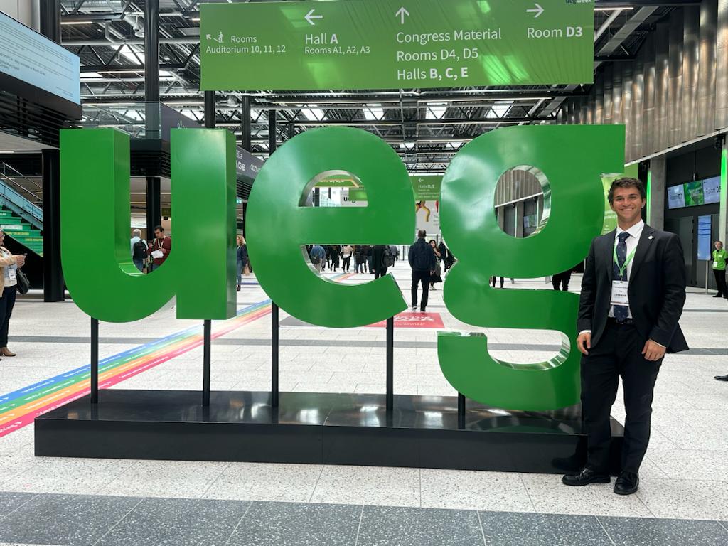 FranKKaitsas's tweet photo. My first international congress!! A special thank to my Professor @gianluca1aniro and to all the members of the engraftment crew @RozeraTommaso @Will_fusco  @elenalener @GiuliaCatassi @deborarondine03 @sevandrea96 @Mary_Ingrosso01 
Follow the Siren #microbiomeclinicians https://t.co/Qs02MBvW5e