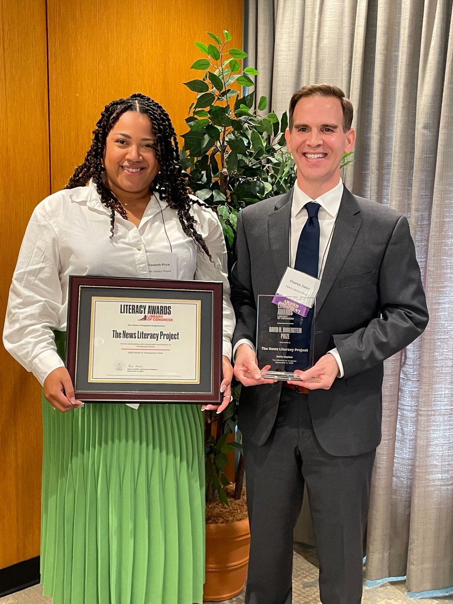 🎉 Today, we're honored to receive the @librarycongress David M. Rubenstein Prize in person! Learn more about the award 👇🏾