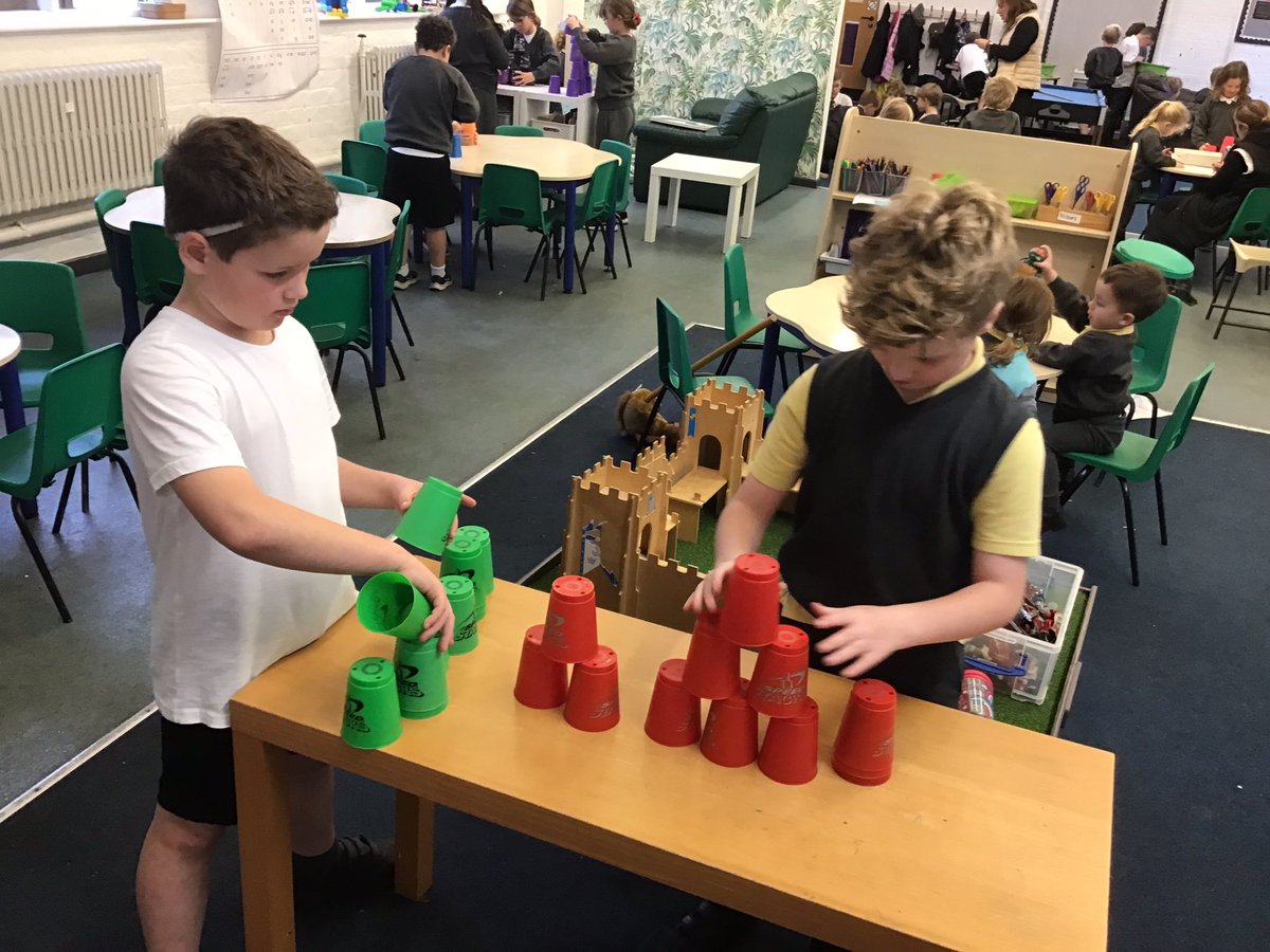 TSPClubhouse's tweet photo. Tonight we are putting our reaction times to the test with the Speed Stacks! #Enjoy 😎 https://t.co/EFje4d66rW