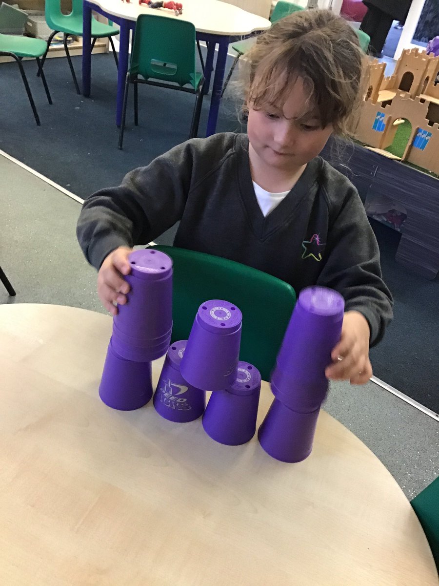 TSPClubhouse's tweet photo. Tonight we are putting our reaction times to the test with the Speed Stacks! #Enjoy 😎 https://t.co/EFje4d66rW