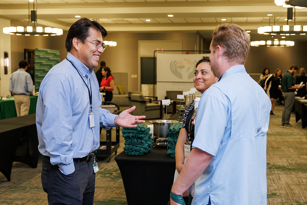 uabglobalhealth's tweet photo. We loved seeing connections being made at the UAB #GlobalHealth Symposium! 🌍🤝The symposium brought together a diverse community committed to creating a healthier world.

Find more connections being made in the event's image gallery:  https://t.co/cYIn7Nr35p📸
#uabgh2023 https://t.co/BkXgRSNHGu
