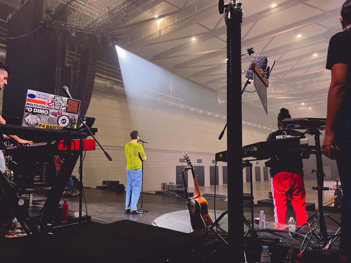 mengonimarco's tweet photo. Soundcheck, Barcelona.
#EuropeanTour https://t.co/WDvVHFKxDV