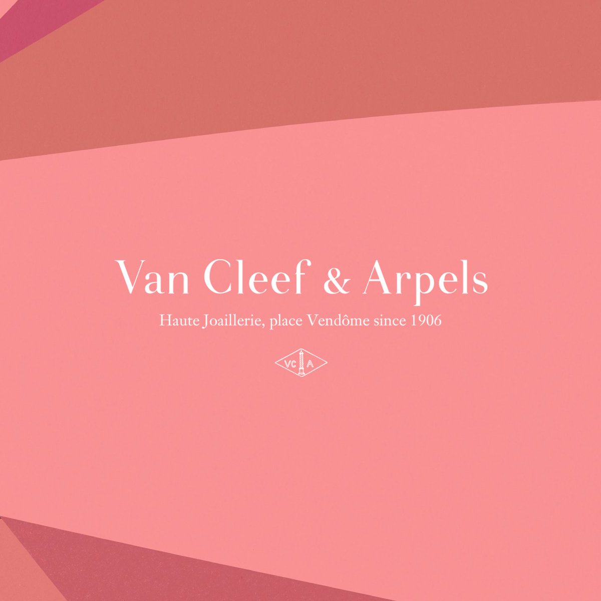 vancleefarpels's tweet photo. Discover the dazzling new Fleurette creations. Combining the soft warmth of rose gold and the brilliance of diamonds, they grace the silhouette with a timeless elegance.

#VCAFleurette #VCAdiamond #VanCleefArpels #diamonds
Illustrator: Jeremie Fischer
https://t.co/idwpiMXBzK https://t.co/9sXi9VGVwJ