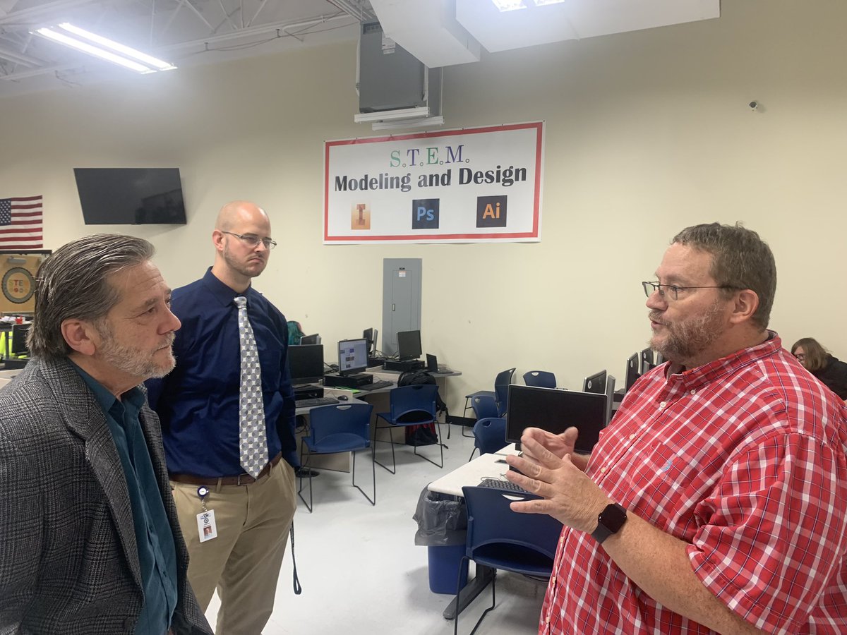 Dr. Mara L. Banfield tweet media