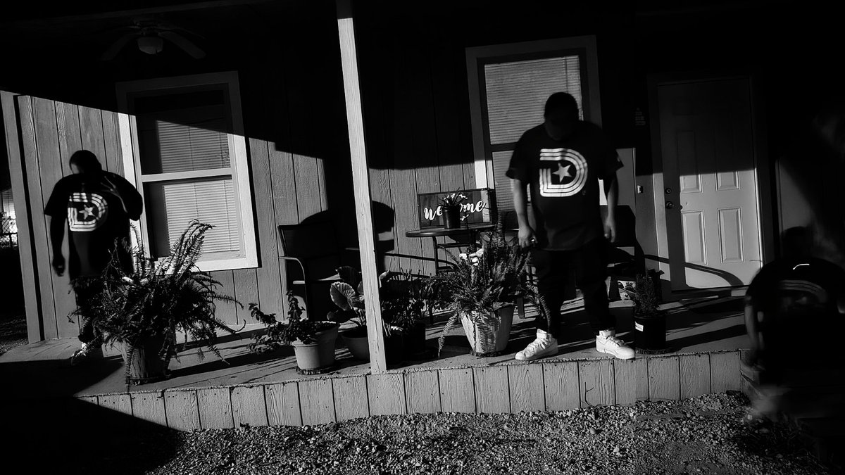 TheKingsDragon_'s tweet photo. "Had to become different versions of
Myself to be who I am today."
- TheKingsDragon
Shout out to @tripledgear
I stay repping for Dallas
#gamegoeson #zro #krino #tripledgear #tripled #photography #editedphoto #differentversions #becomeone #becomethedragon #dragon #Dallas https://t.co/cJ5x3Z42Hp