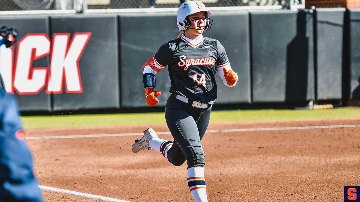 Syracuse Softball tweet media
